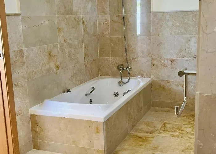 בית נופש Hills *